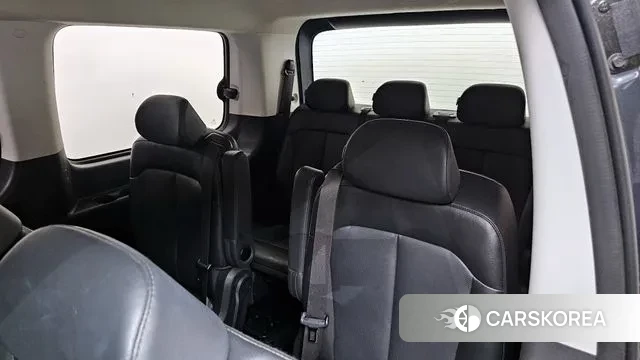 Hyundai Staria 2023 Серый из Кореи, фото 5