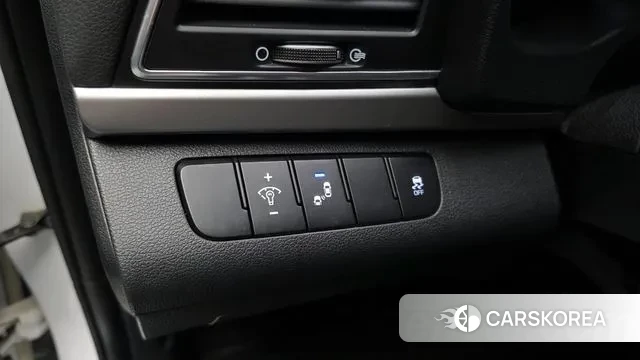 Hyundai Avante AD id 3627133 из Кореи 5