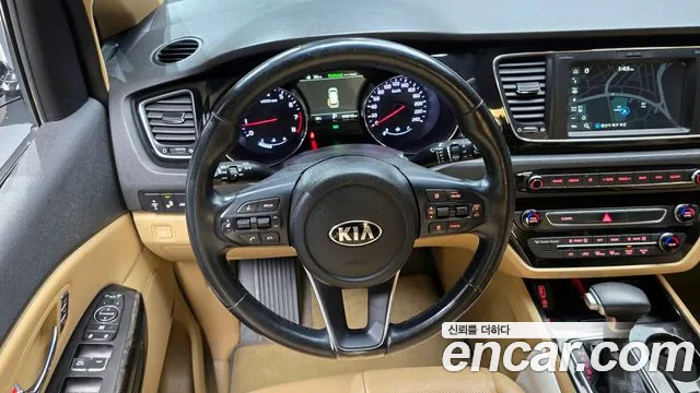 Kia The New Carnival 2019 Белый из Кореи, фото 5