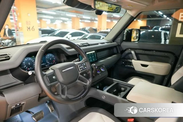 Land Rover Defender (L663) 2024 Черный из Кореи, фото 5