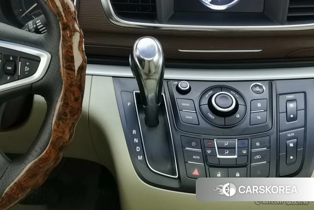 Buick GL8 2018 Коричневый из Китая, фото 5