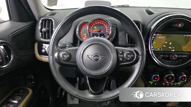 Mini Cooper Countryman 2019 Черный из Кореи, фото 5