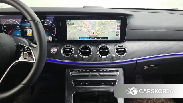 Mercedes-Benz E-Class W213 2023 Черный из Кореи, фото 5