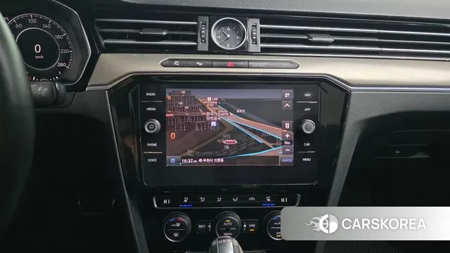 Volkswagen Arteon 2019 Белый из Кореи, фото 5