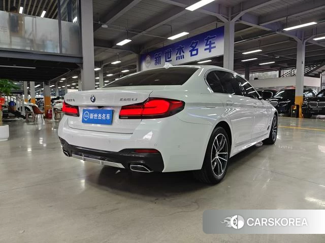 BMW 5 series 2021 Белый из Китая, фото 5