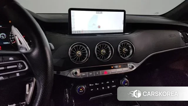 Kia Stinger Meister 2023 Серебряный из Кореи, фото 5