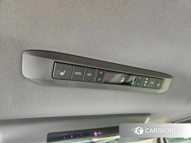 Toyota Sienna 4th Generation 2024 Жемчужный цвет из Кореи, фото 5