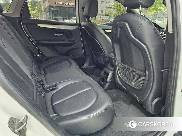 BMW 2 Series Active Tourer (F45) 2019 Белый из Кореи, фото 5