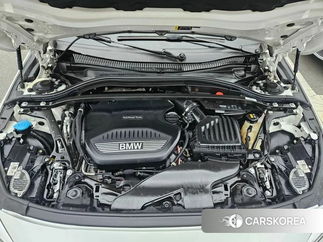 BMW 1 Series (F40) 2020 Белый из Кореи, фото 5