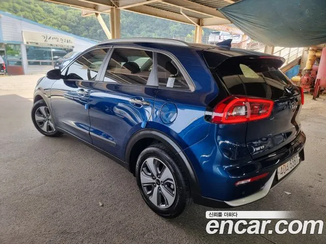 Kia Niro 2018 Синий из Кореи, фото 5