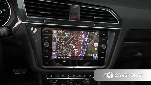 Volkswagen Tiguan second Generation 2020 Белый из Кореи, фото 5