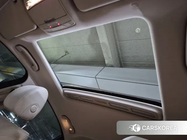 Mercedes-Benz E-Class W213 2018 Синий из Кореи, фото 5