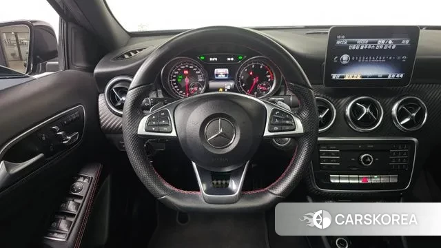 Mercedes-Benz A-Class W176 2018 Белый из Кореи, фото 5