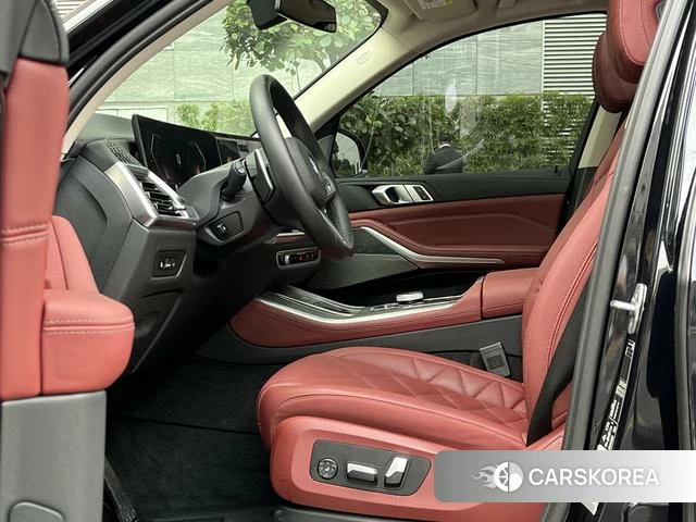 BMW X5 2025 Черный из Китая, фото 5