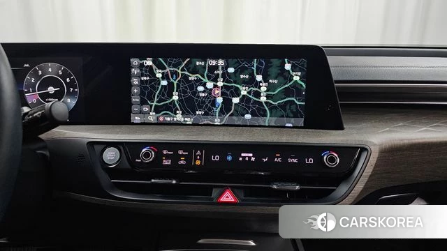 Kia K8 2023 Серебристо-серый из Кореи, фото 5