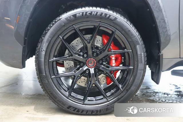 Toyota Sequoia 2023 Темно-серый из Китая, фото 5