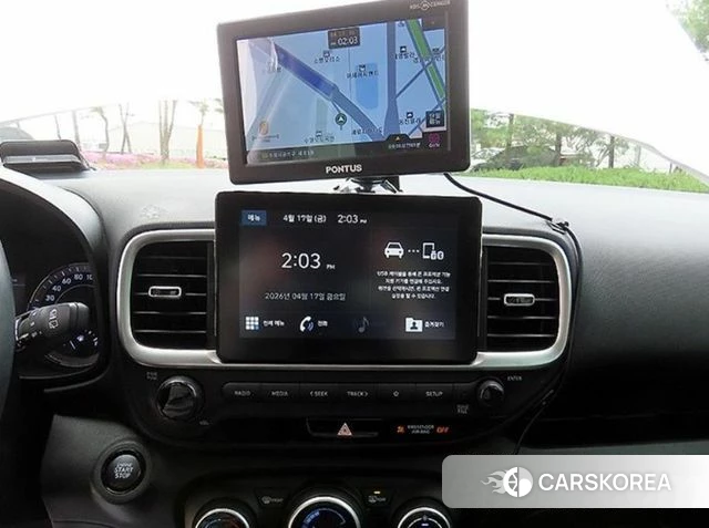 Hyundai Venue 2019 Белый из Кореи, фото 5