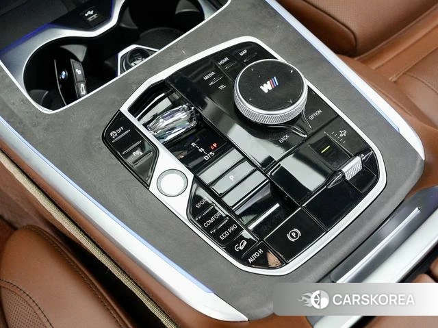 BMW X7 2024 Черный из Китая, фото 5