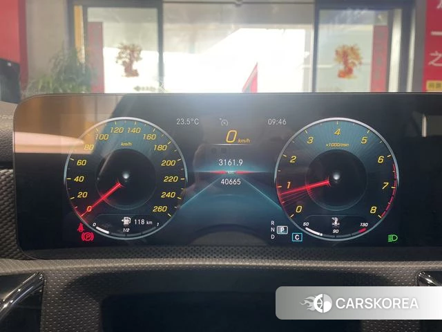 Mercedes-Benz Class A 2022 Белый из Китая, фото 5