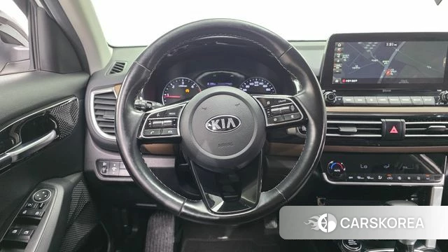 Kia Seltos 2019 Белый из Кореи, фото 5