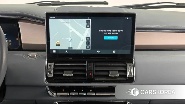 Lincoln Navigator 4th generation 2023 Светло-серебряный цвет из Кореи, фото 5