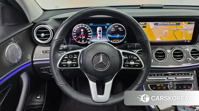 Mercedes-Benz E-Class W213 2020 Серебряный из Кореи, фото 5