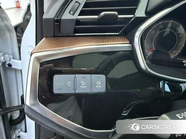 Audi Q3 2022 Белый из Китая, фото 5