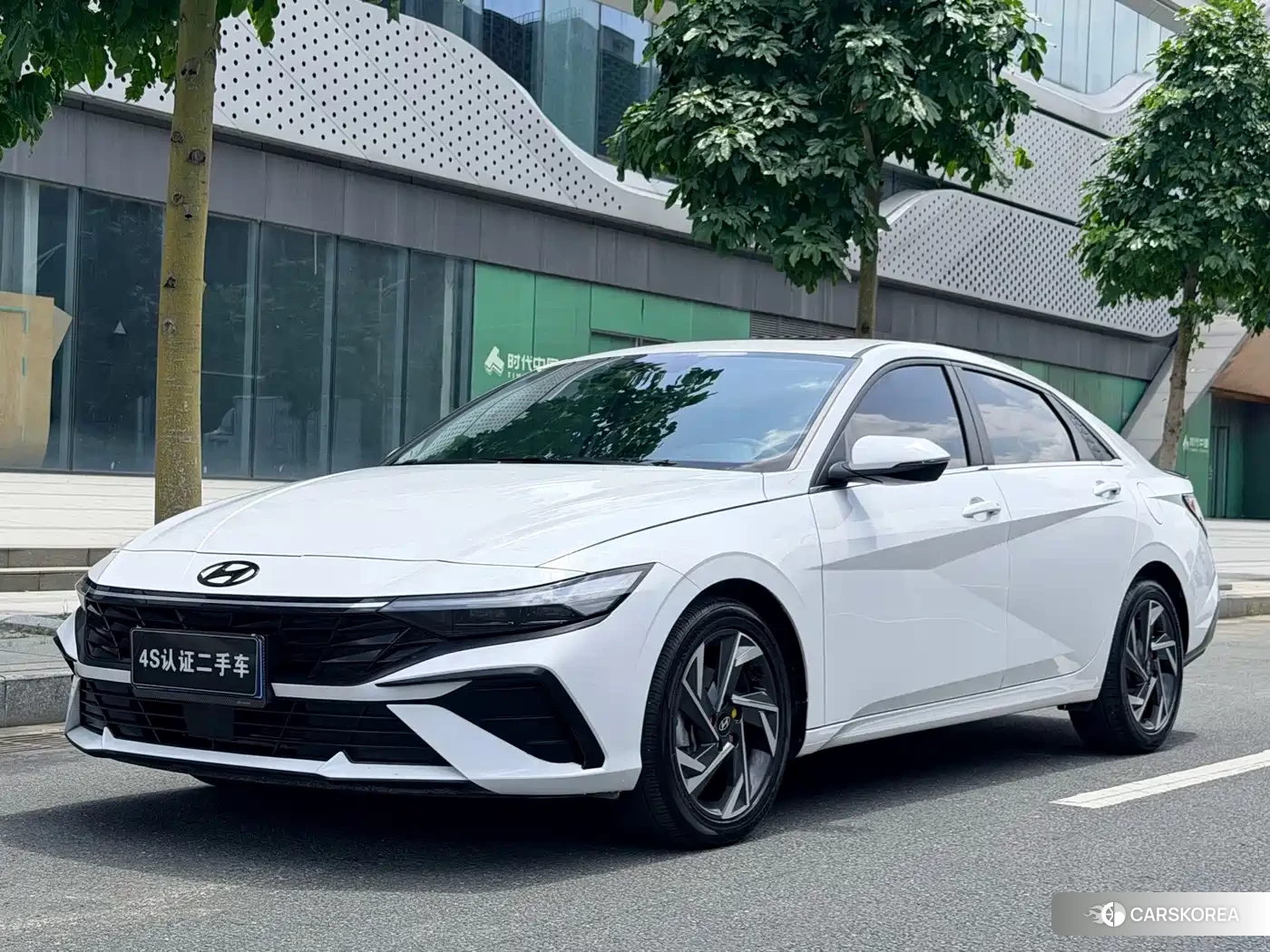 Hyundai Elantra 2025 Белый из Китая, фото 5