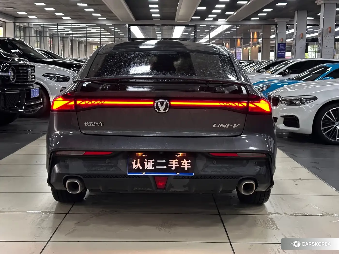 Chang'an Changan UNI-V 2024 Silver/gray из Китая, фото 5