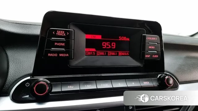 Kia The New K3 2nd generation 2022 Белый из Кореи, фото 5