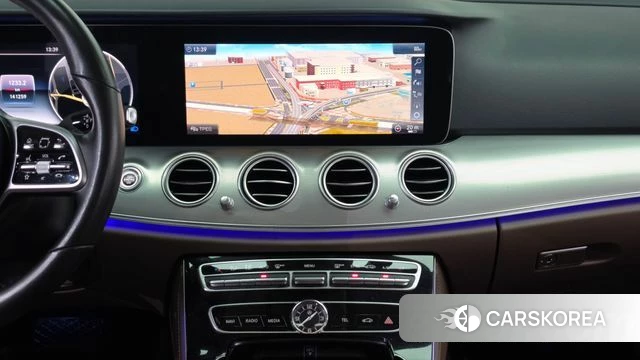 Mercedes-Benz E-Class W213 2019 Черный из Кореи, фото 5
