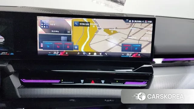 BMW 5 Series (G60) 2023 Белый из Кореи, фото 5