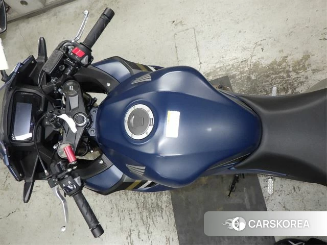 Проданный Honda CBR400R id 4184226 из Японии