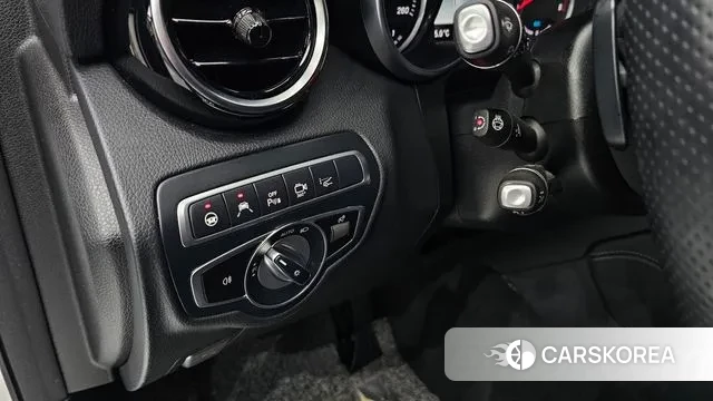 Mercedes-Benz GLC-Class X253 2019 Белый из Кореи, фото 5