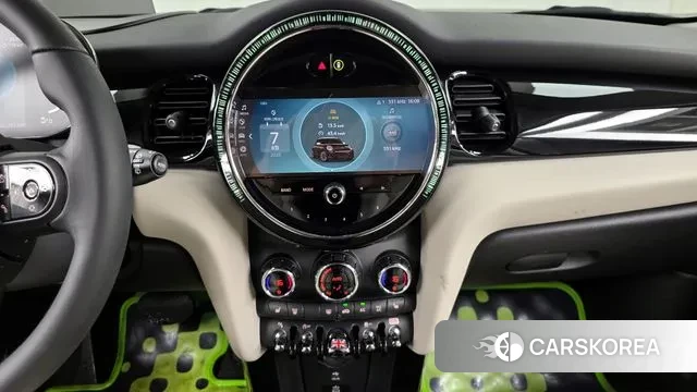 Mini Cooper S 2022 Светло-зеленый из Кореи, фото 5