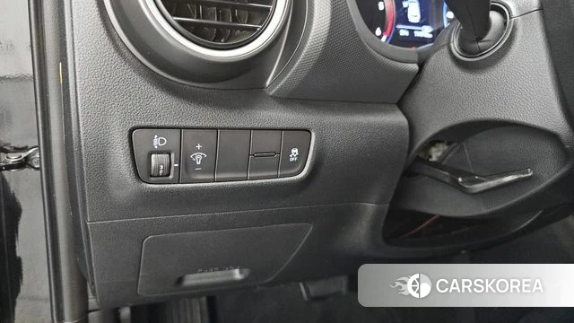 Hyundai Kona 2018 Черный из Кореи, фото 5