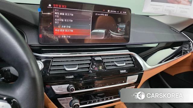 BMW 5 Series (G30) 2022 Черный из Кореи, фото 5