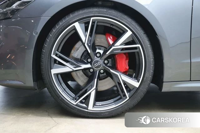 Audi A7 2024 Темно-серый из Китая, фото 5