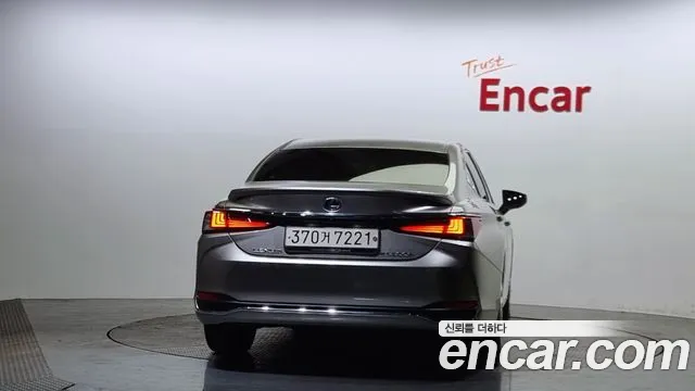 Lexus ES300h 7th generation id 2705615 из Кореи 5