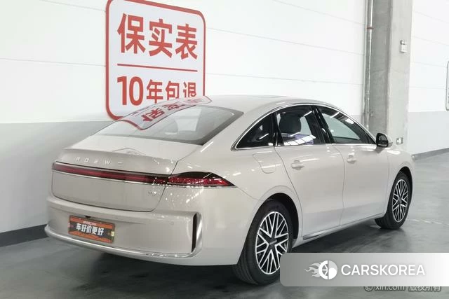 Roewe M7 DMH 2025 Темно-серый из Китая, фото 5
