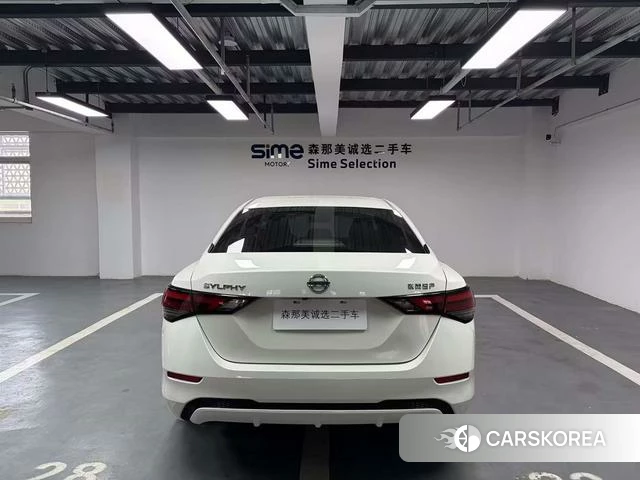 Nissan Xuan Yi 2020 Белый из Китая, фото 5
