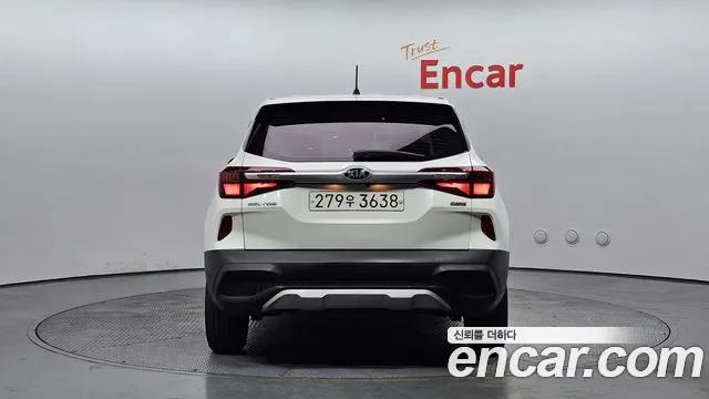 Kia Seltos 2021 Белый из Кореи, фото 5