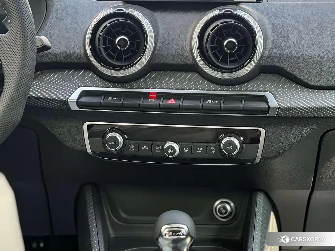 Audi Q2L 2026 Белый из Китая, фото 5