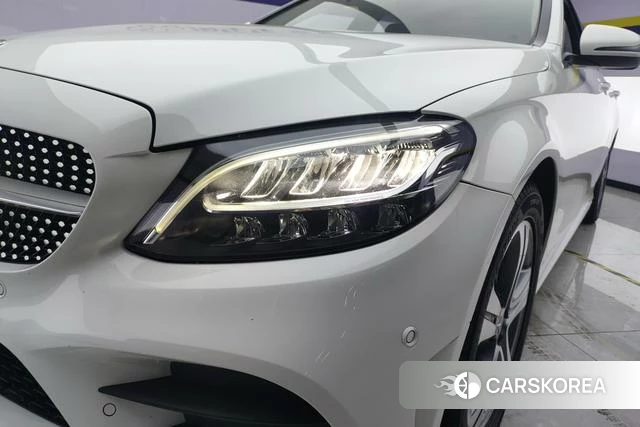 Mercedes-Benz Class C 2021 Белый из Китая, фото 5