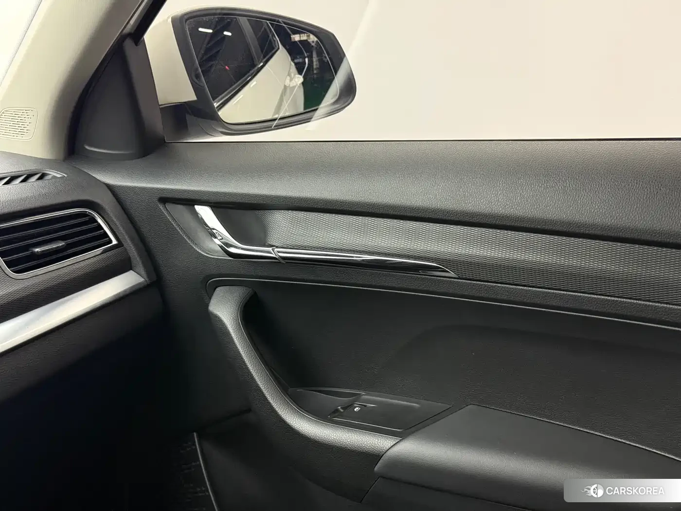 Skoda Kamiq 2022 Белый из Китая, фото 5
