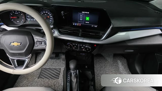 Chevrolet (GM Daewoo) Trax Crossover 2023 Белый из Кореи, фото 5