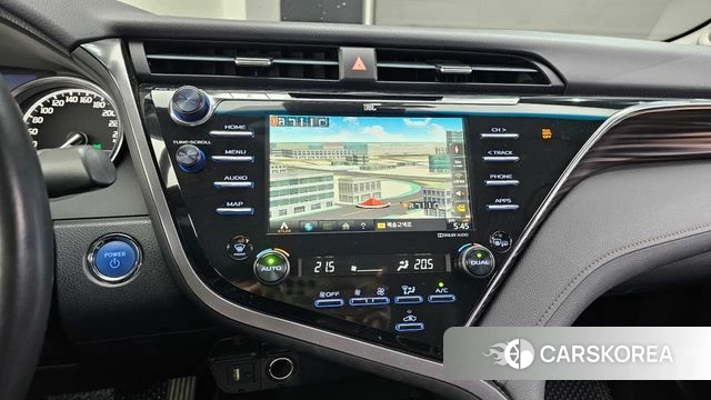 Toyota Camry (XV70) 2018 Серебряный из Кореи, фото 5