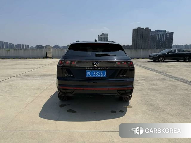 Volkswagen Tourang 2024 Черный из Китая, фото 5