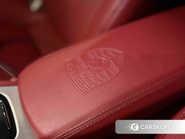 Porsche 718 Boxster 2022 Серебряный из Кореи, фото 5