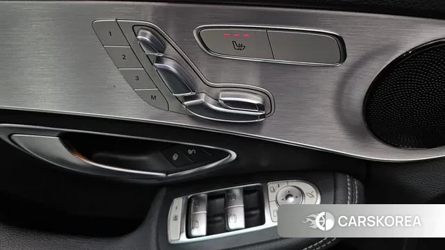 Mercedes-Benz C-Class W205 2018 Черный из Кореи, фото 5